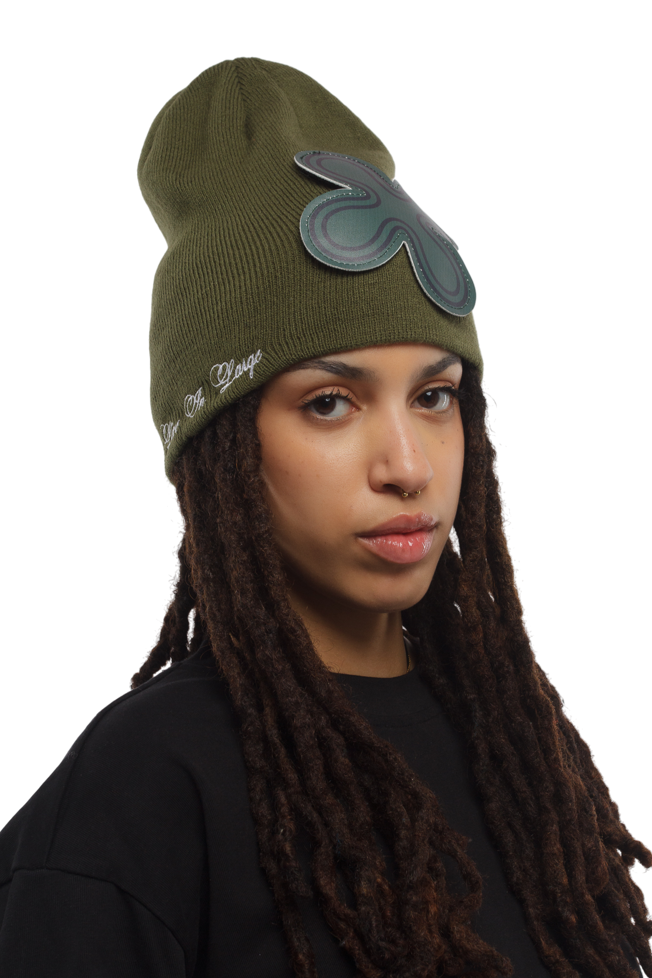 LE VERT KAKI LEATHER PATCH BEANIE